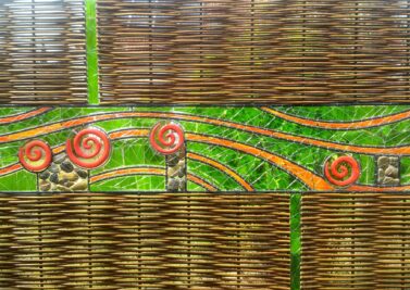 Sichtschutz in komplementär Rot/Grün