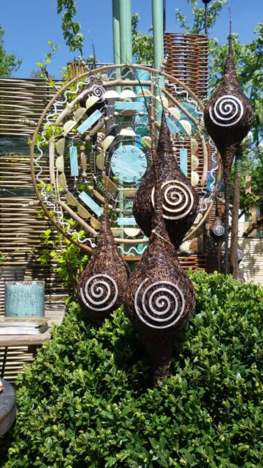 Weide-Glas-Kunst rund